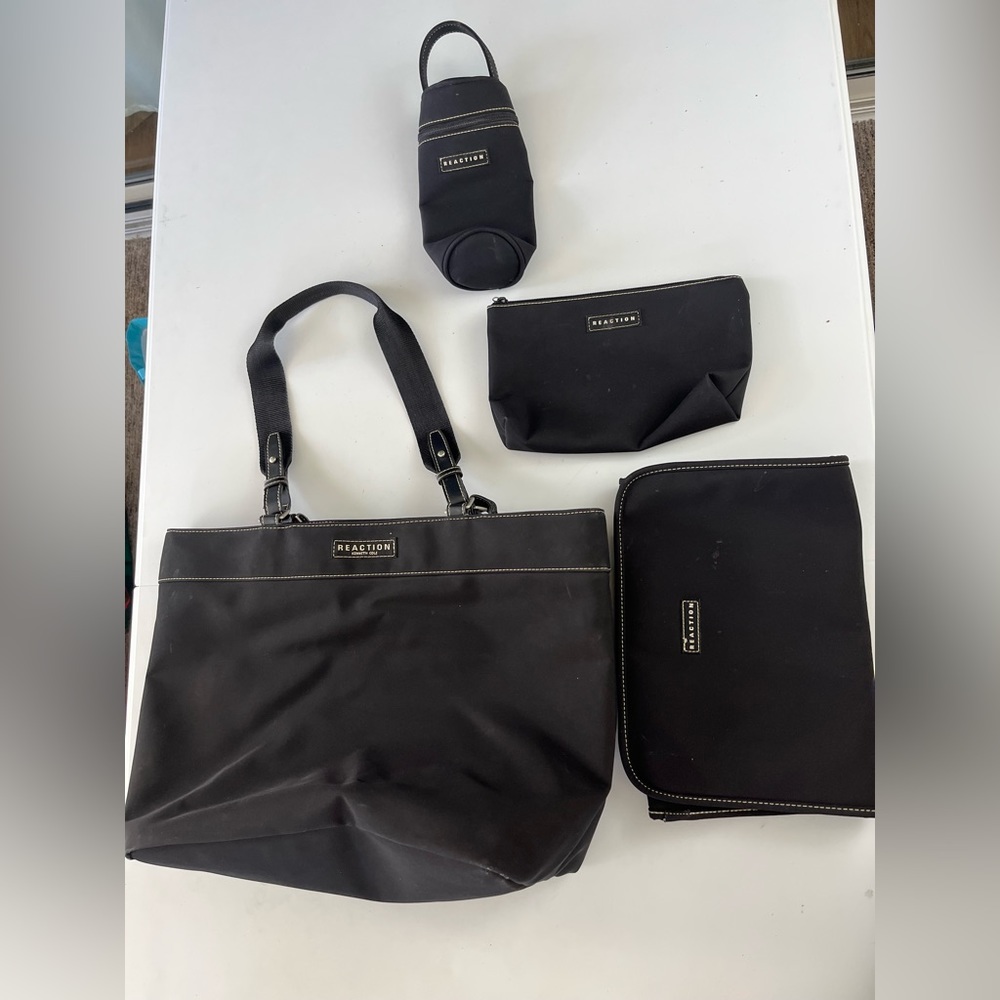 Kenneth Cole Reaction diaper bag lot (7 pieces)